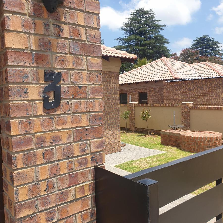 Lloyds - 3 Ermelo Exterior foto